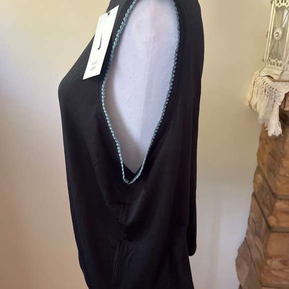 NWT Nike Yoga Black Sleeveless Top Light Blue Trim Womens XL - Picture 4 of 7